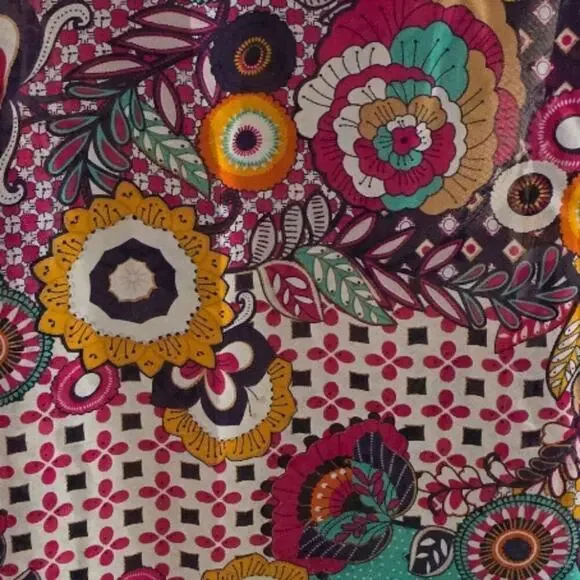 Umgee USA + Floral Patchwork V-Neck Tunic Top with Crochet Fringe Trim 1XL - Picture 6 of 8